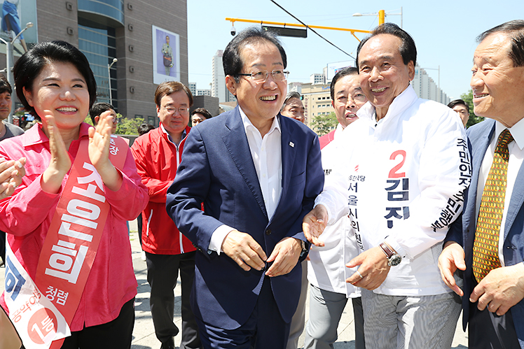 제목 노출 영역입니다 이미지