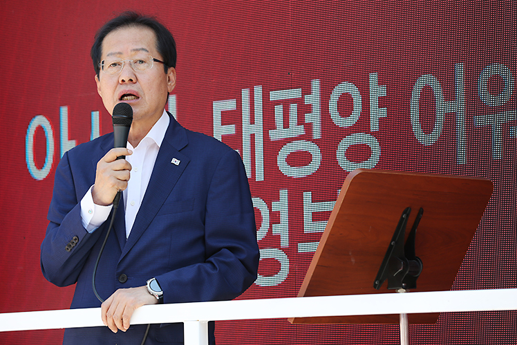 제목 노출 영역입니다 이미지