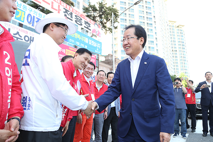 제목 노출 영역입니다 이미지