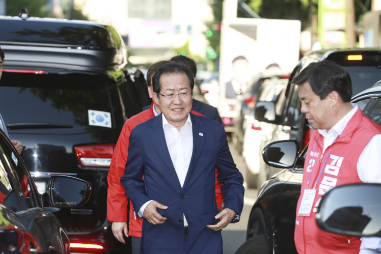 제목 노출 영역입니다 이미지
