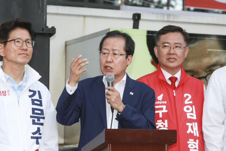제목 노출 영역입니다 이미지