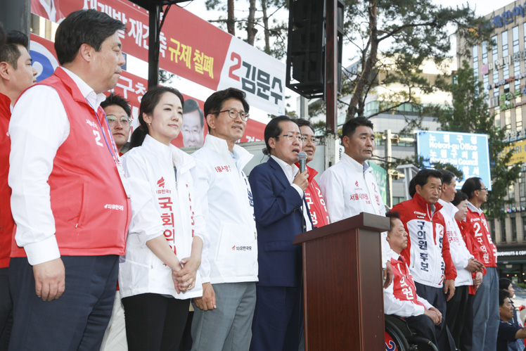 제목 노출 영역입니다 이미지