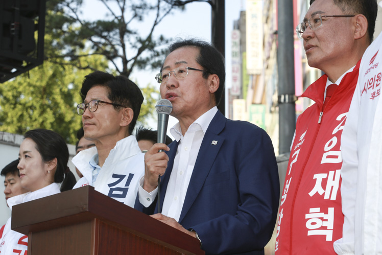 제목 노출 영역입니다 이미지