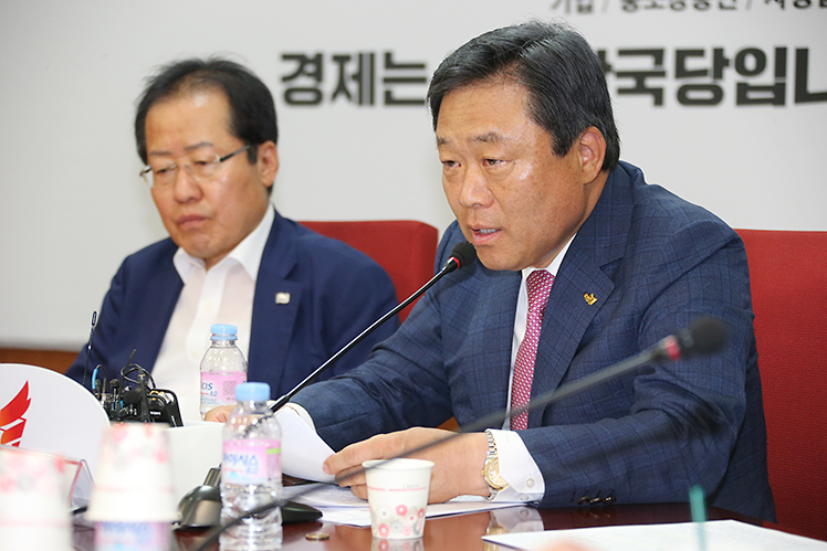 제목 노출 영역입니다 이미지