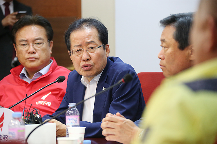 제목 노출 영역입니다 이미지