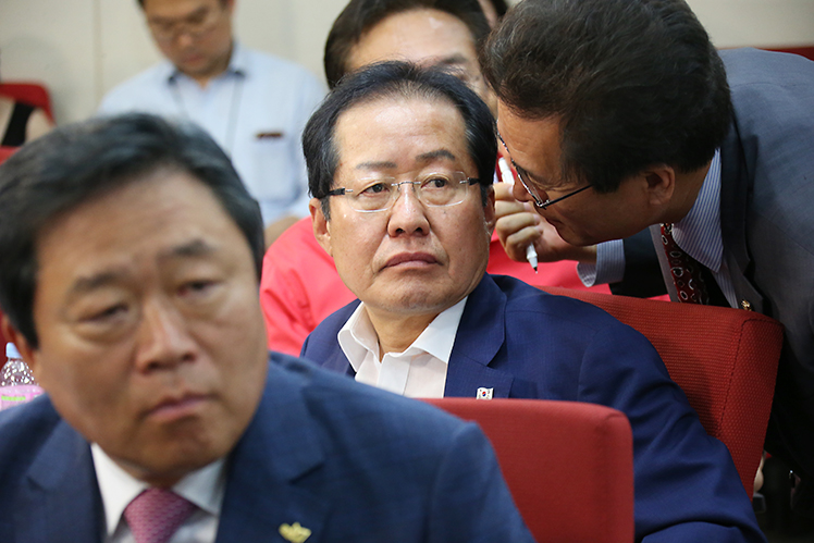 제목 노출 영역입니다 이미지