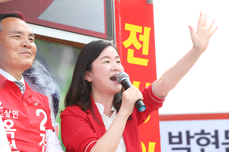 제목 노출 영역입니다 이미지