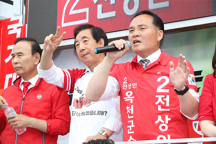 제목 노출 영역입니다 이미지