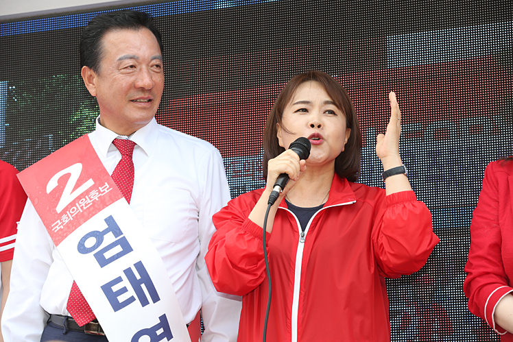 제목 노출 영역입니다 이미지