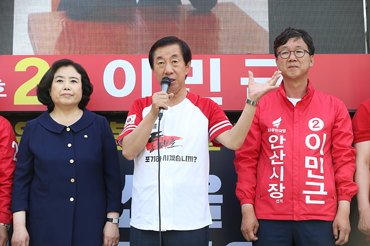 제목 노출 영역입니다 이미지