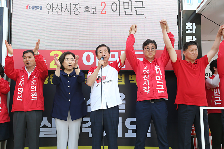 제목 노출 영역입니다 이미지