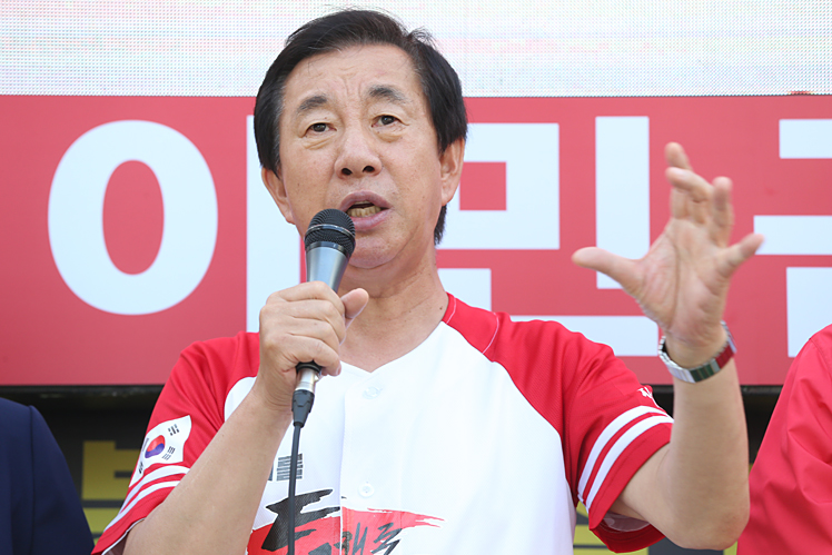 제목 노출 영역입니다 이미지