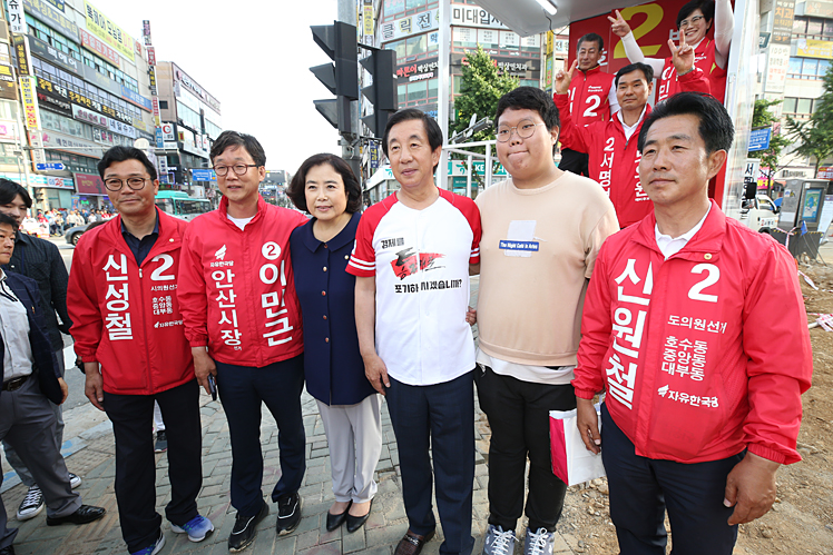 제목 노출 영역입니다 이미지