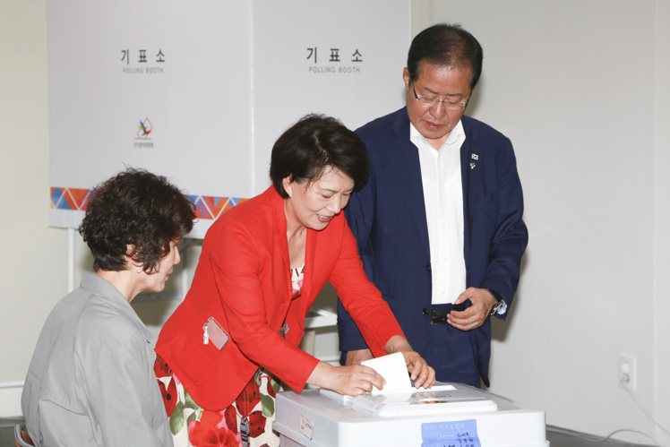 제목 노출 영역입니다 이미지