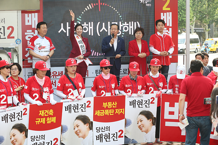 제목 노출 영역입니다 이미지