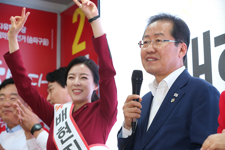 제목 노출 영역입니다 이미지