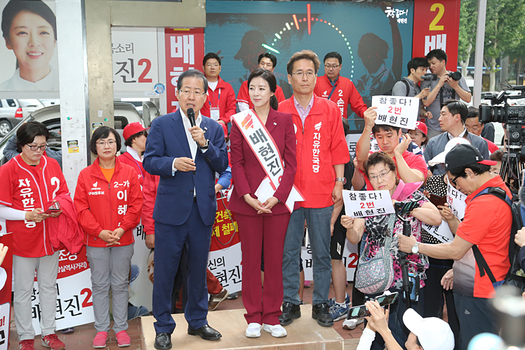 제목 노출 영역입니다 이미지