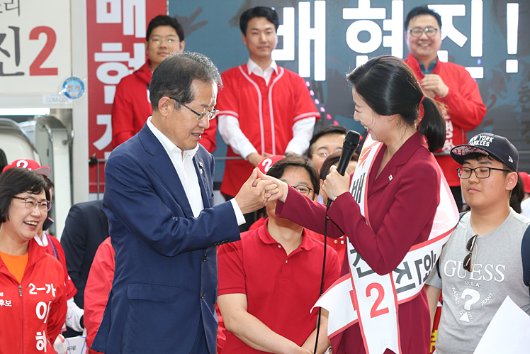 제목 노출 영역입니다 이미지