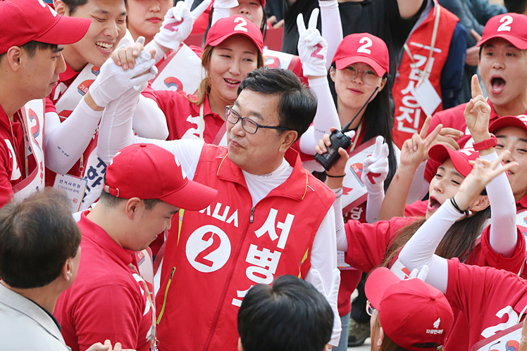 제목 노출 영역입니다 이미지
