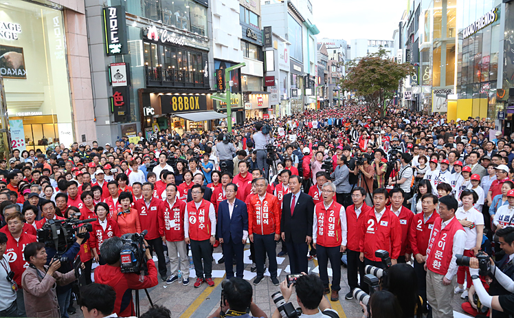 제목 노출 영역입니다 이미지