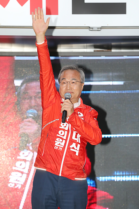 제목 노출 영역입니다 이미지