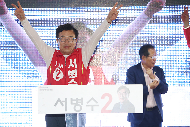제목 노출 영역입니다 이미지