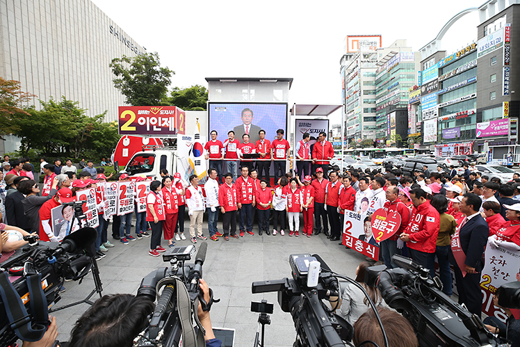 제목 노출 영역입니다 이미지