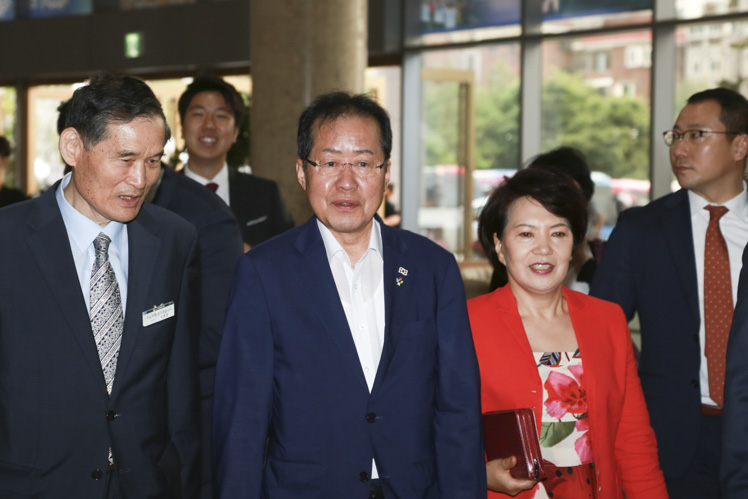 제목 노출 영역입니다 이미지