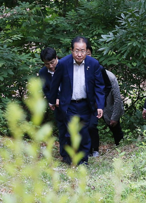 제목 노출 영역입니다 이미지