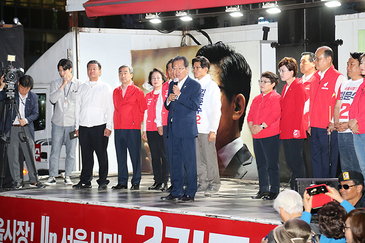 제목 노출 영역입니다 이미지