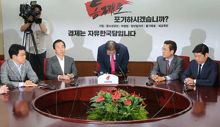 제목 노출 영역입니다 이미지