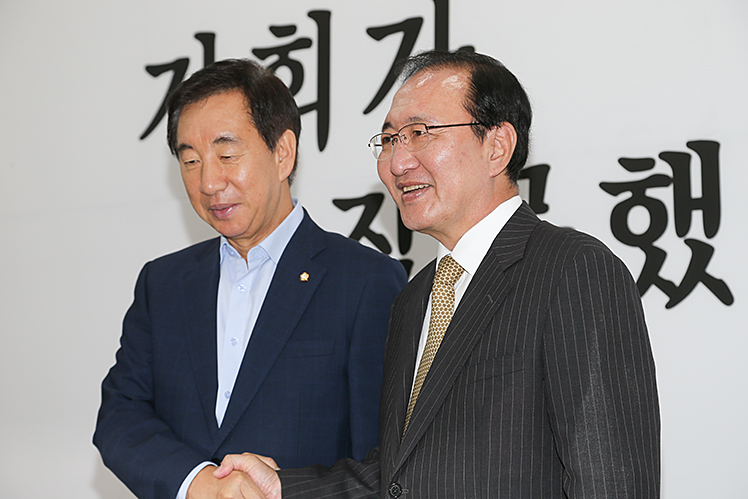 제목 노출 영역입니다 이미지