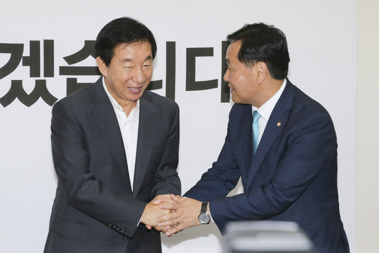 제목 노출 영역입니다 이미지