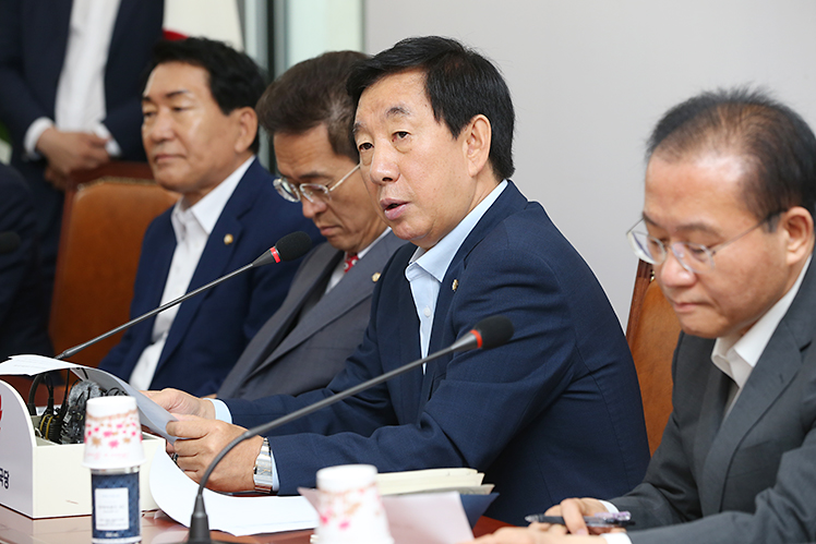 제목 노출 영역입니다 이미지