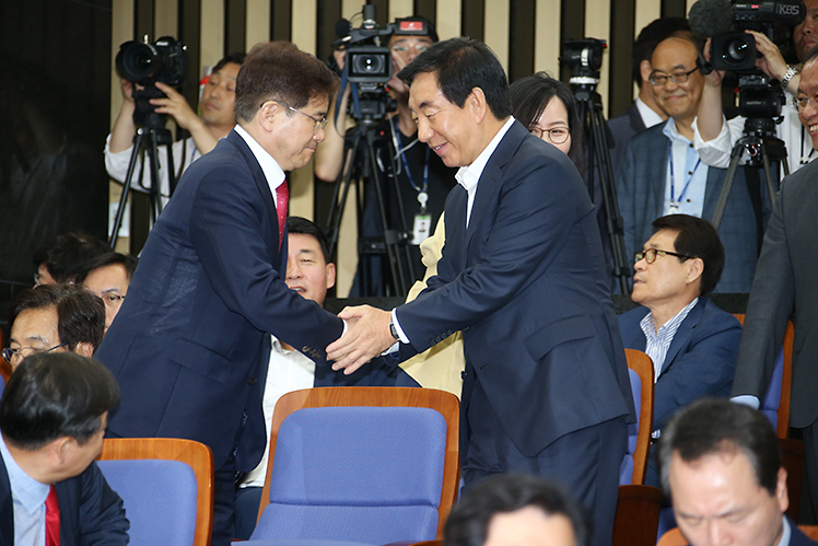 제목 노출 영역입니다 이미지
