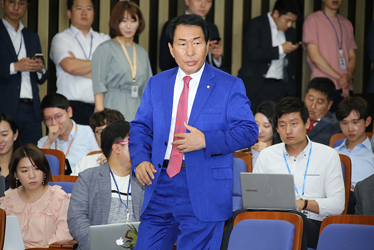 제목 노출 영역입니다 이미지