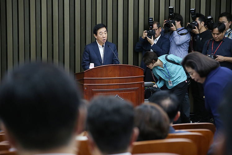 제목 노출 영역입니다 이미지
