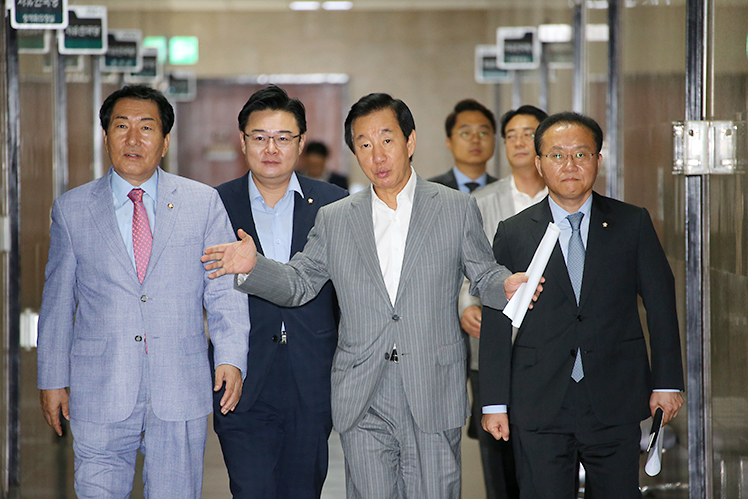 제목 노출 영역입니다 이미지