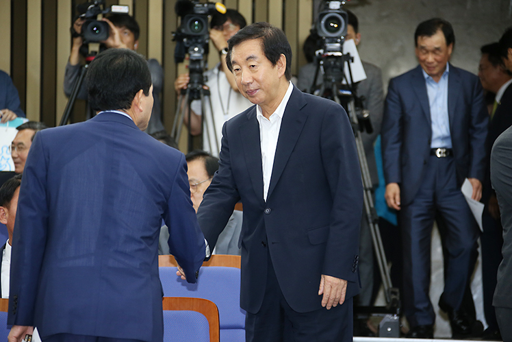 제목 노출 영역입니다 이미지