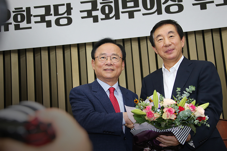 제목 노출 영역입니다 이미지