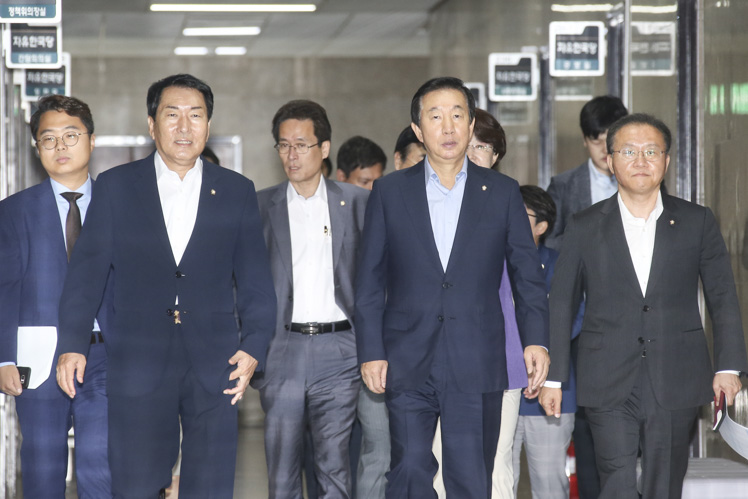 제목 노출 영역입니다 이미지