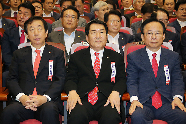 제목 노출 영역입니다 이미지