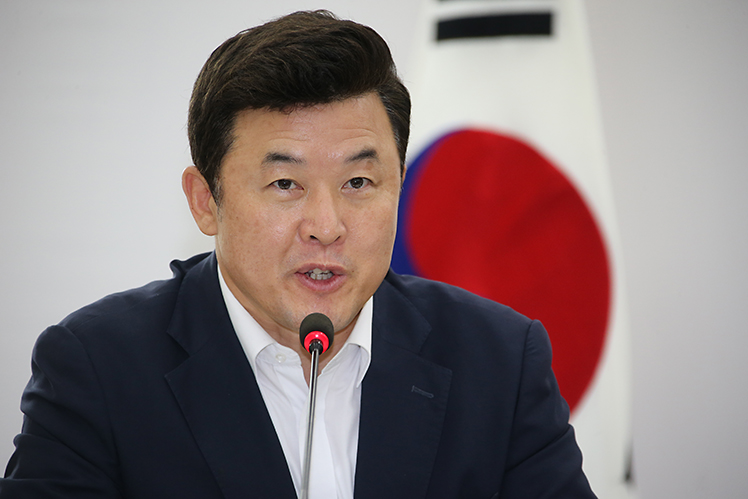 제목 노출 영역입니다 이미지