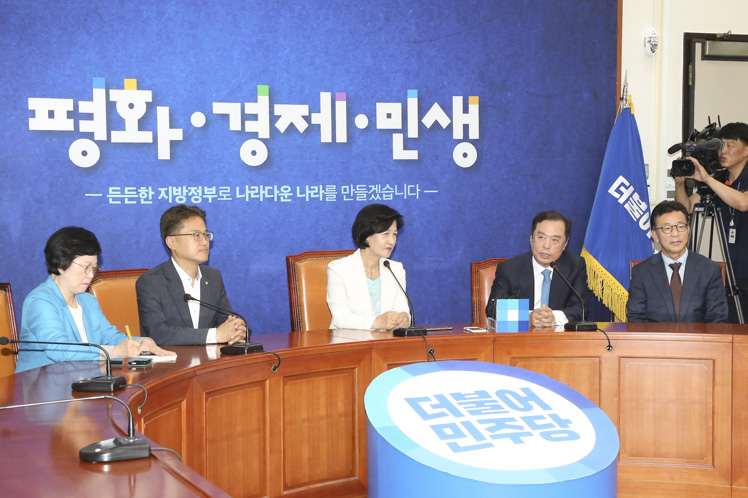 제목 노출 영역입니다 이미지