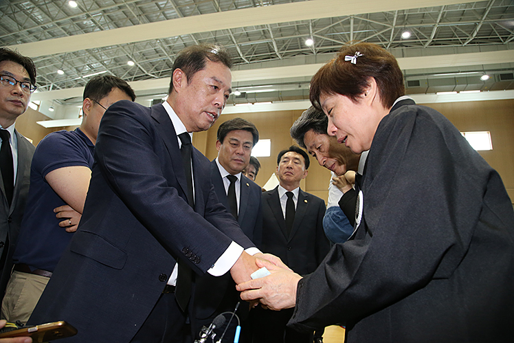 제목 노출 영역입니다 이미지