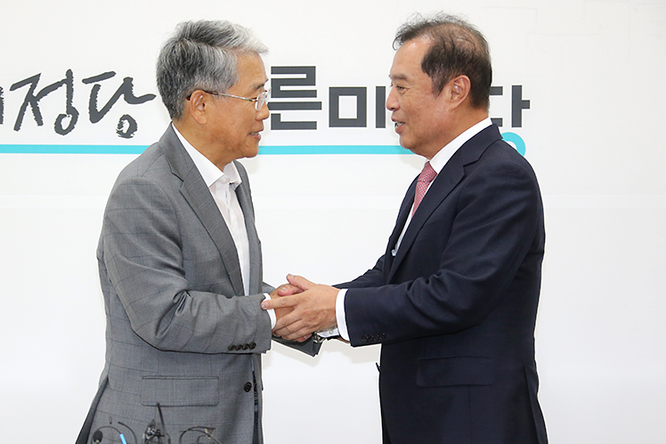 제목 노출 영역입니다 이미지
