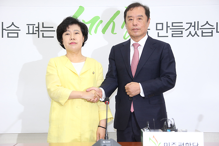 제목 노출 영역입니다 이미지