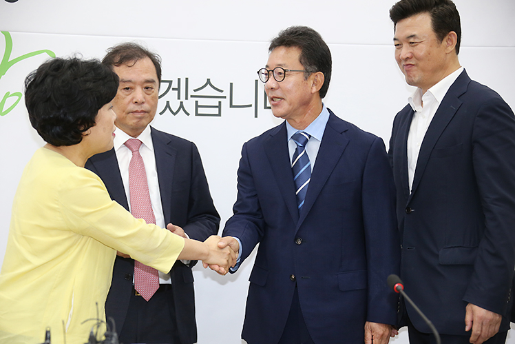 제목 노출 영역입니다 이미지