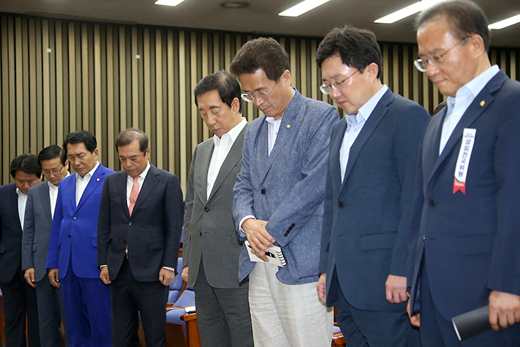 제목 노출 영역입니다 이미지