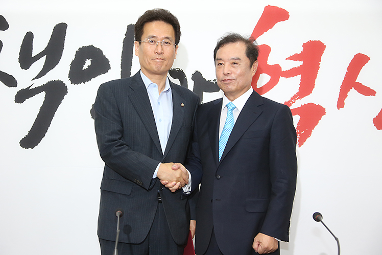 제목 노출 영역입니다 이미지